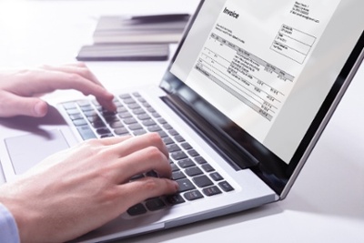 Why are so many businesses still keying invoices manually?